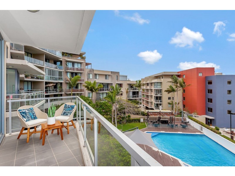 2061/1 Ocean Street, Burleigh Heads QLD 4220