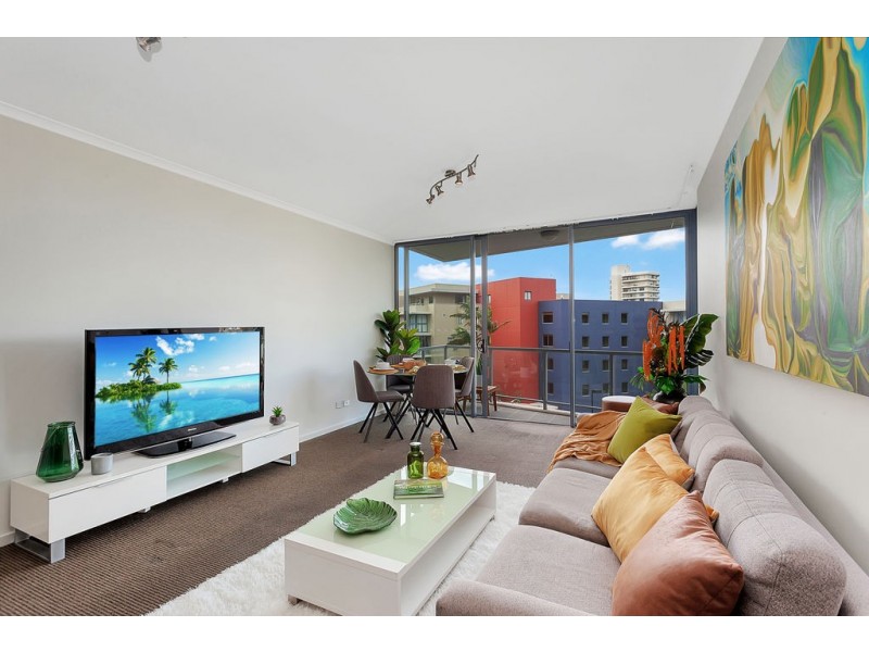 2061/1 Ocean Street, Burleigh Heads QLD 4220