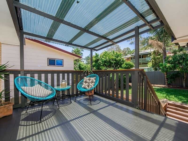 100 West Burleigh Road, Burleigh Heads QLD 4220