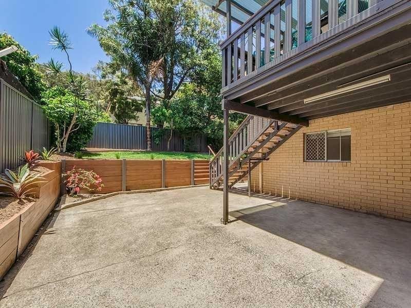 100 West Burleigh Road, Burleigh Heads QLD 4220