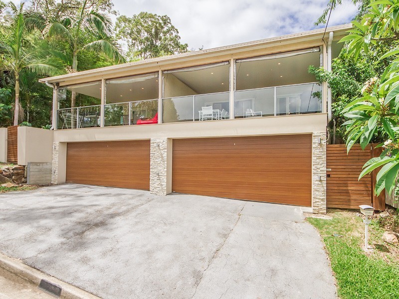 70 Hill Avenue, Burleigh Heads QLD 4220