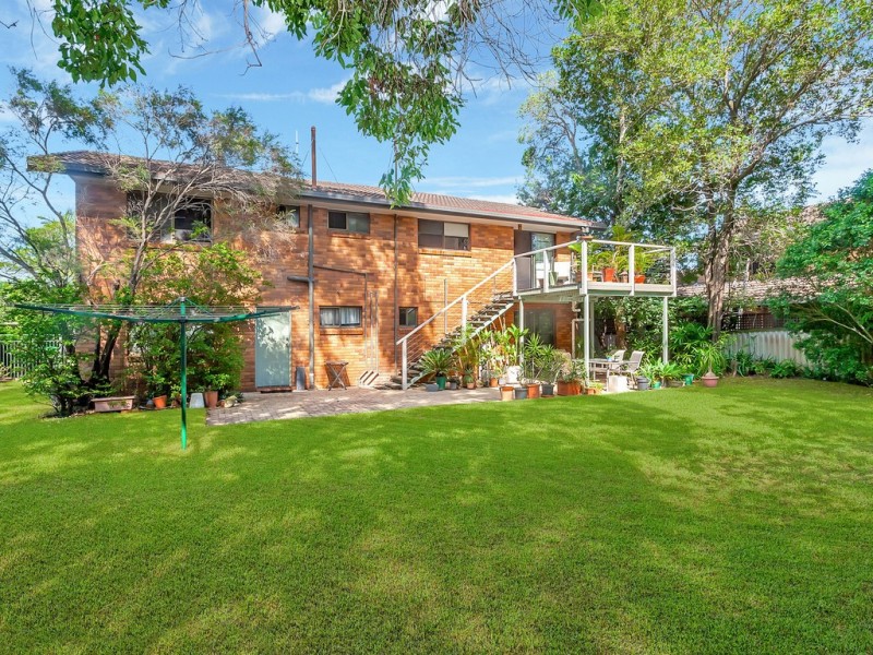 51 Melaleuca Drive, Palm Beach QLD 4221