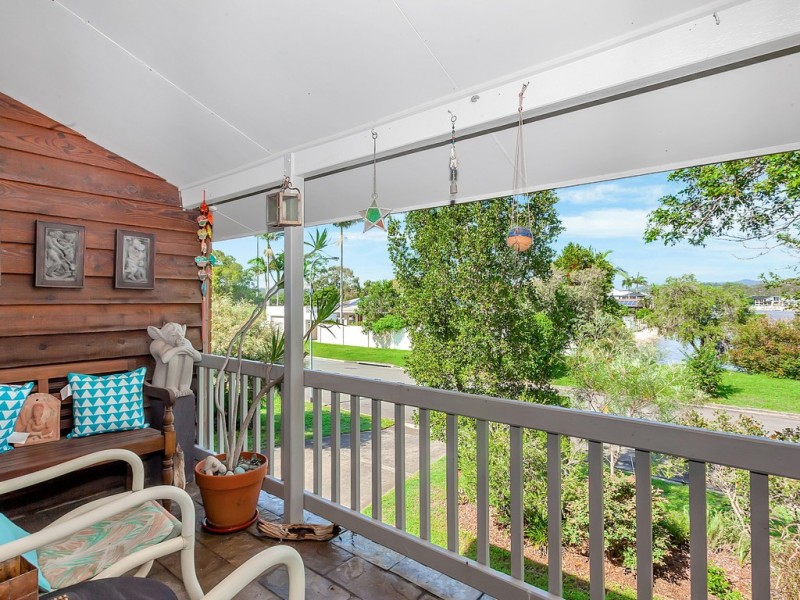 51 Melaleuca Drive, Palm Beach QLD 4221
