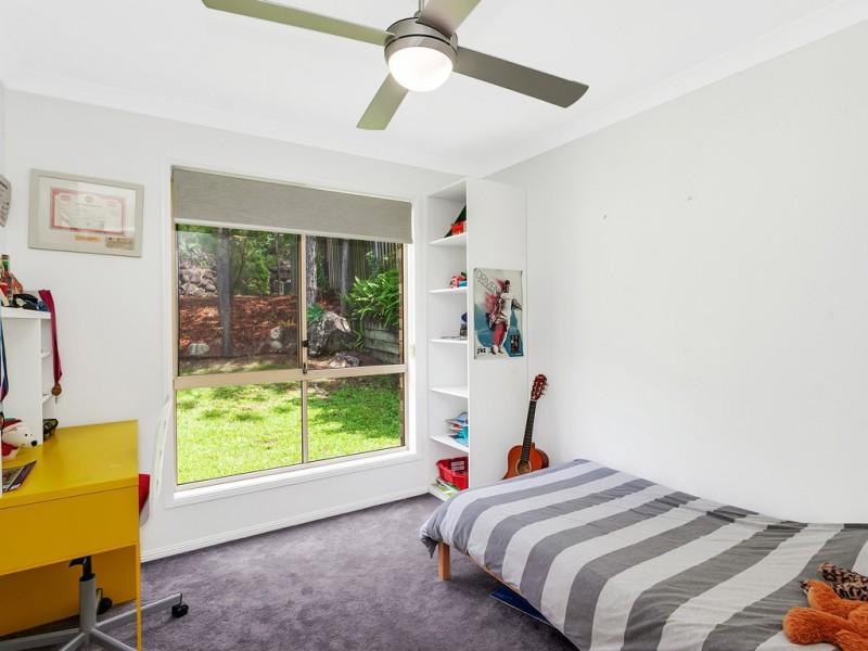 6 Saipan Way, Pacific Pines QLD 4211