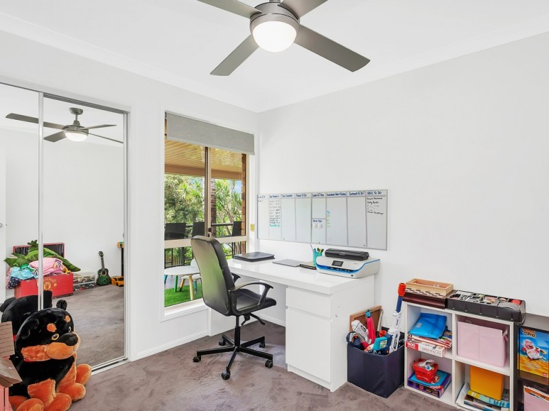6 Saipan Way, Pacific Pines QLD 4211