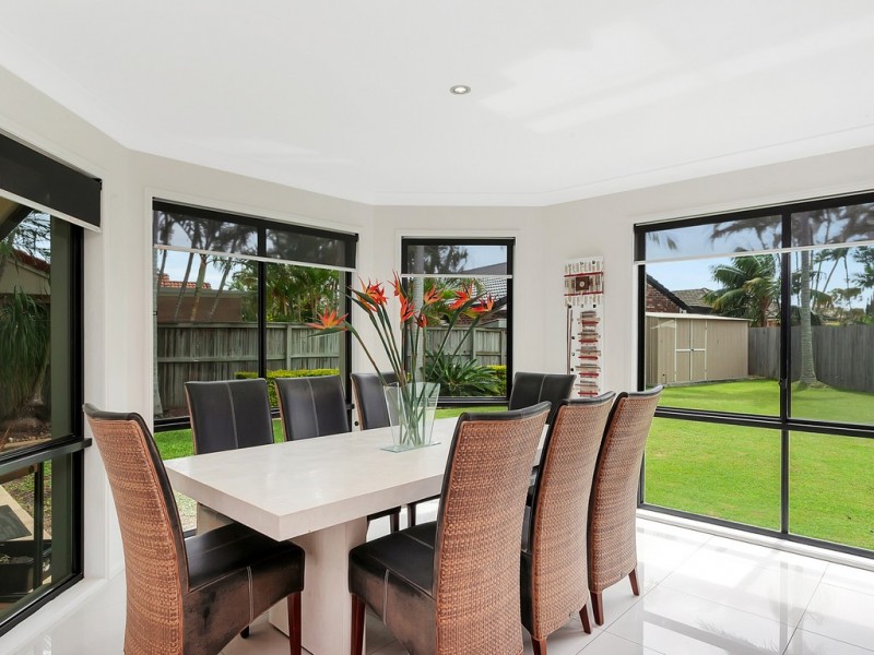 15 Fulmar Place, Burleigh Waters QLD 4220