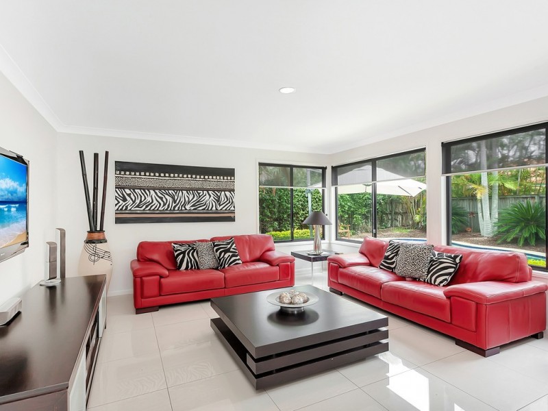 15 Fulmar Place, Burleigh Waters QLD 4220