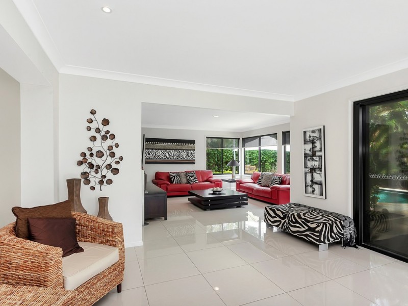 15 Fulmar Place, Burleigh Waters QLD 4220