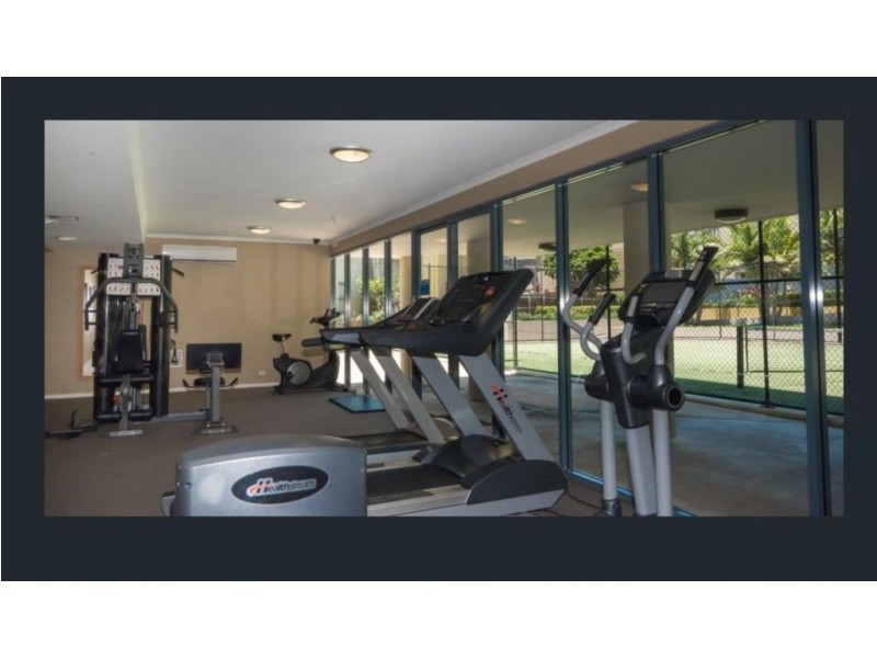 1043/1 Ocean Street, Burleigh Heads QLD 4220