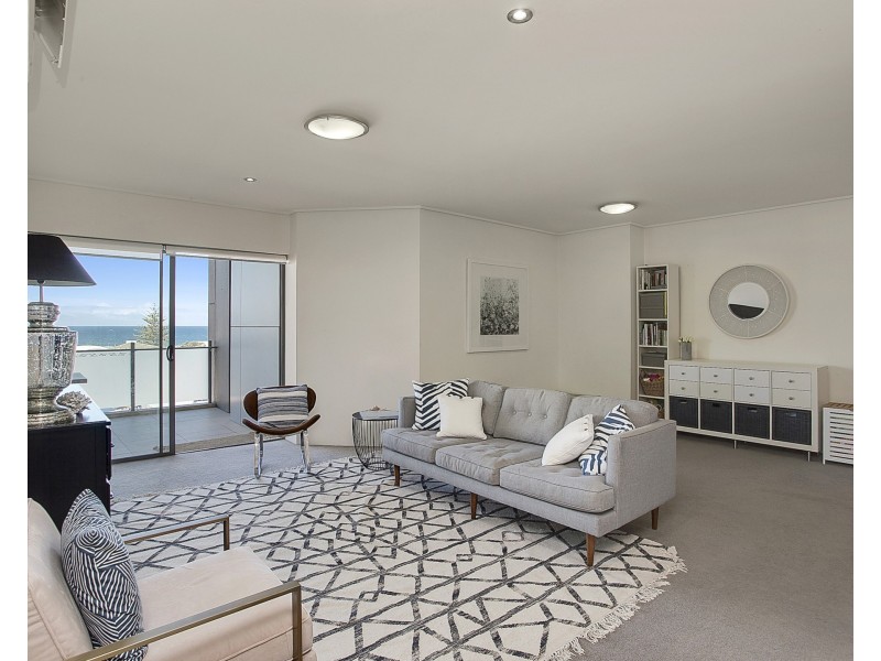 222/1 Toombul Avenue, Miami QLD 4220