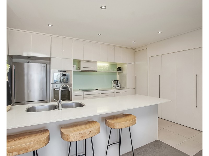 222/1 Toombul Avenue, Miami QLD 4220