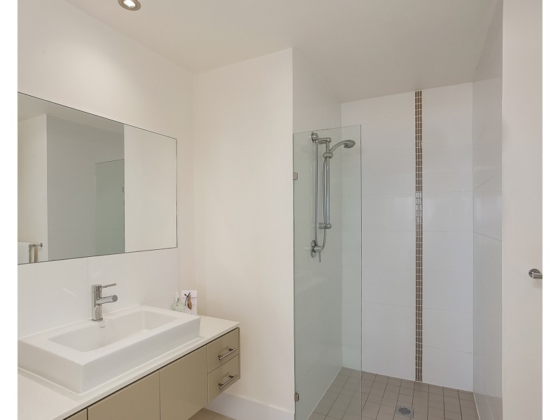 222/1 Toombul Avenue, Miami QLD 4220