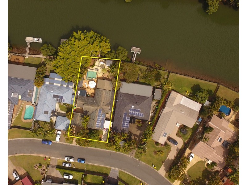 37 Kentia Court, Elanora QLD 4221