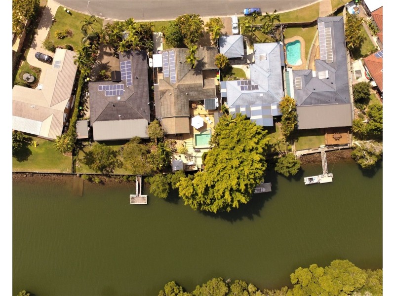 37 Kentia Court, Elanora QLD 4221