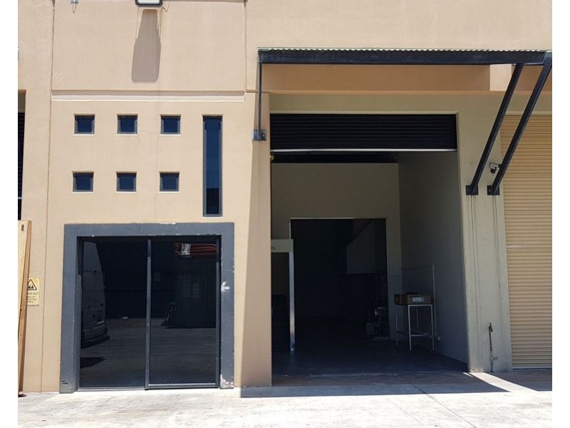 5/11 Crown Court, Varsity Lakes QLD 4227