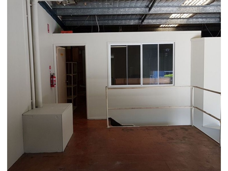 5/11 Crown Court, Varsity Lakes QLD 4227