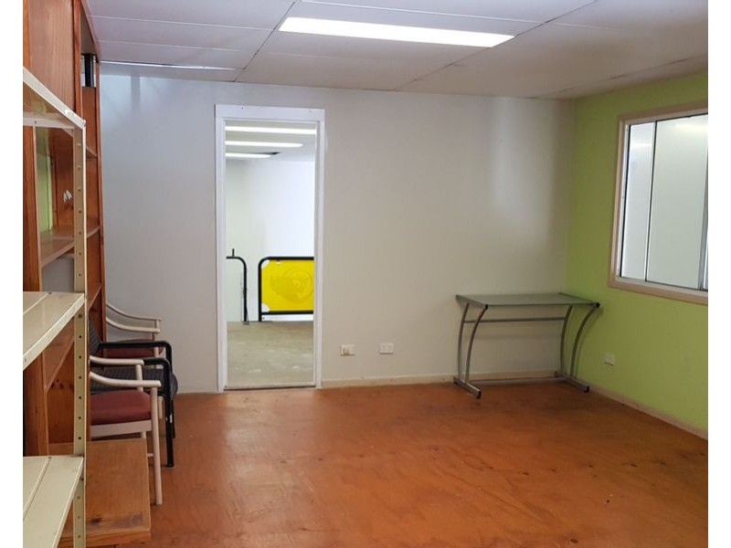 5/11 Crown Court, Varsity Lakes QLD 4227