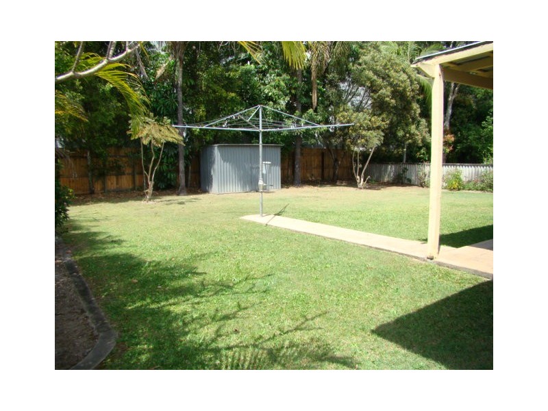 102 Acanthus Avenue, Burleigh Heads QLD 4220