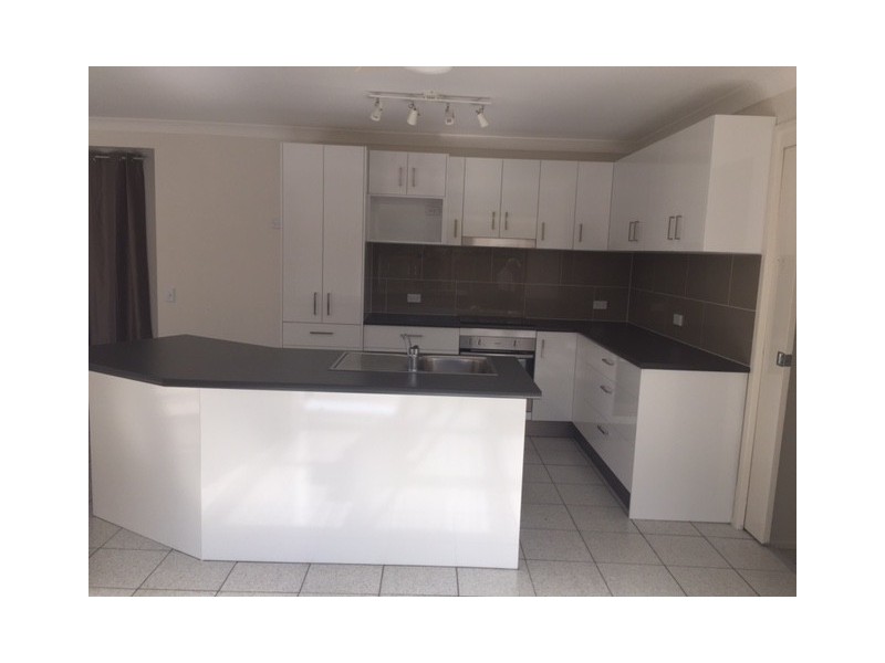 2/25 Bullimah Avenue, Burleigh Heads QLD 4220