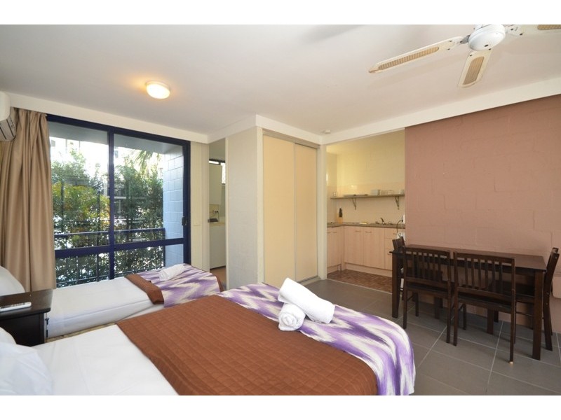 33/2877 Gold Coast Highway, Surfers Paradise QLD 4217