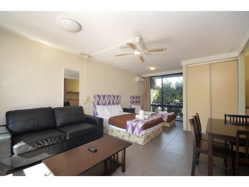 33/2877 Gold Coast Highway, Surfers Paradise QLD 4217