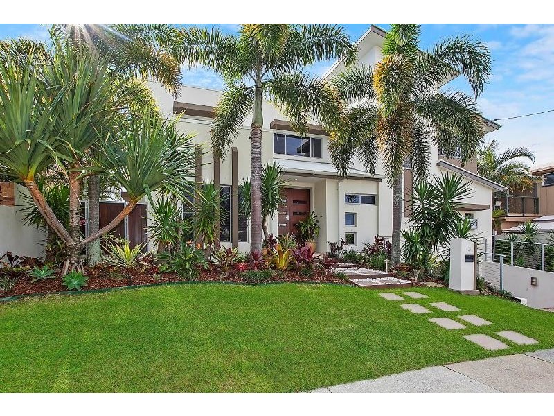 3 Messines Crescent, Miami QLD 4220