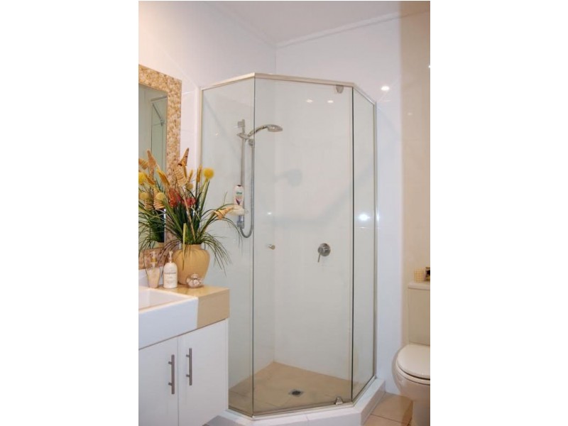 3 Messines Crescent, Miami QLD 4220