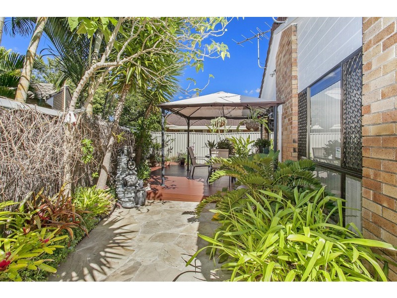 2/28 Wagtail Court, Burleigh Waters QLD 4220