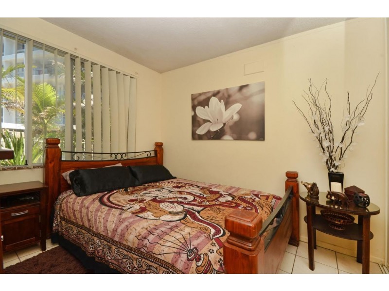 1/216 The Esplanade, Burleigh Heads QLD 4220