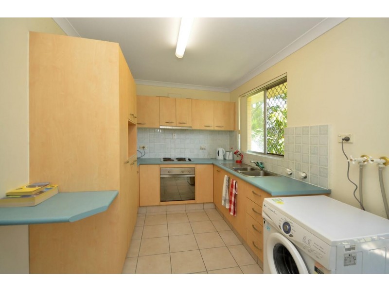 6/216 The Esplanade, Burleigh Heads QLD 4220