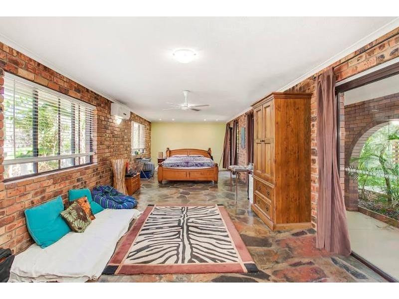 66 Christine Avenue, Burleigh Waters QLD 4220