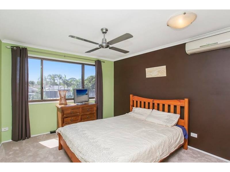 66 Christine Avenue, Burleigh Waters QLD 4220