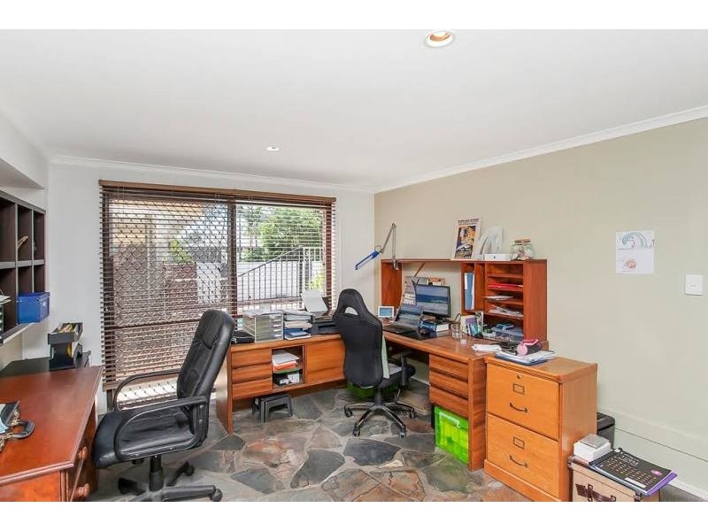 66 Christine Avenue, Burleigh Waters QLD 4220