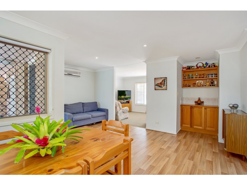 27 Harrier Drive, Burleigh Waters QLD 4220