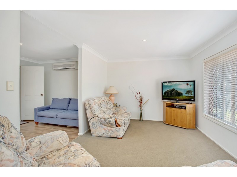 27 Harrier Drive, Burleigh Waters QLD 4220