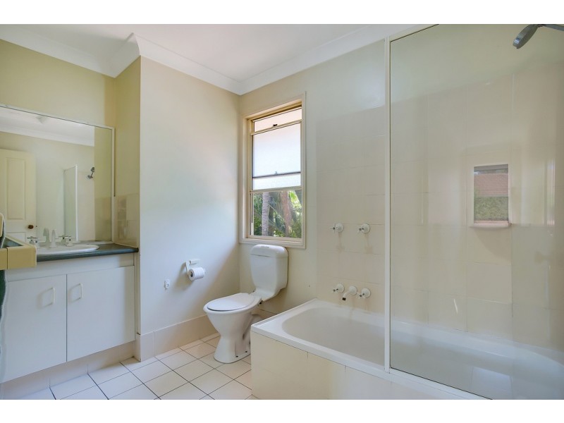 9/1 Township Drive, Burleigh Heads QLD 4220