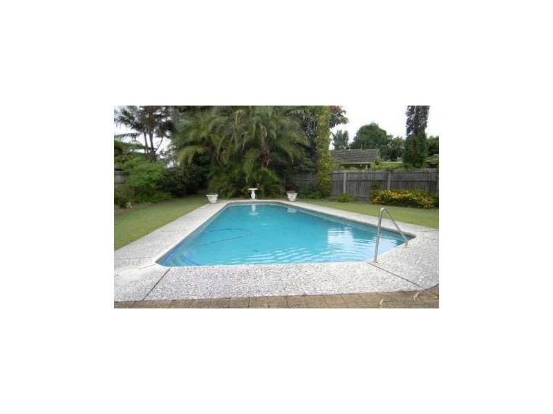 Burleigh Waters QLD 4220