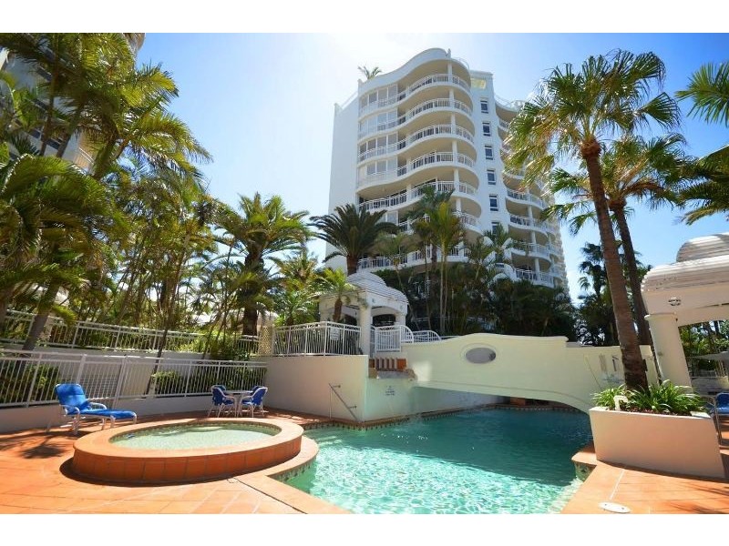 304/220 The Esplanade, Burleigh Heads QLD 4220