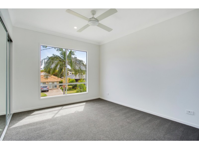 1 Morotai Avenue, Palm Beach QLD 4221