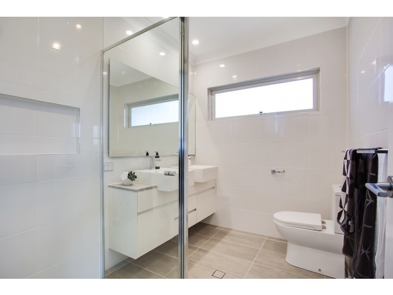 53 Third Avenue, Palm Beach QLD 4221