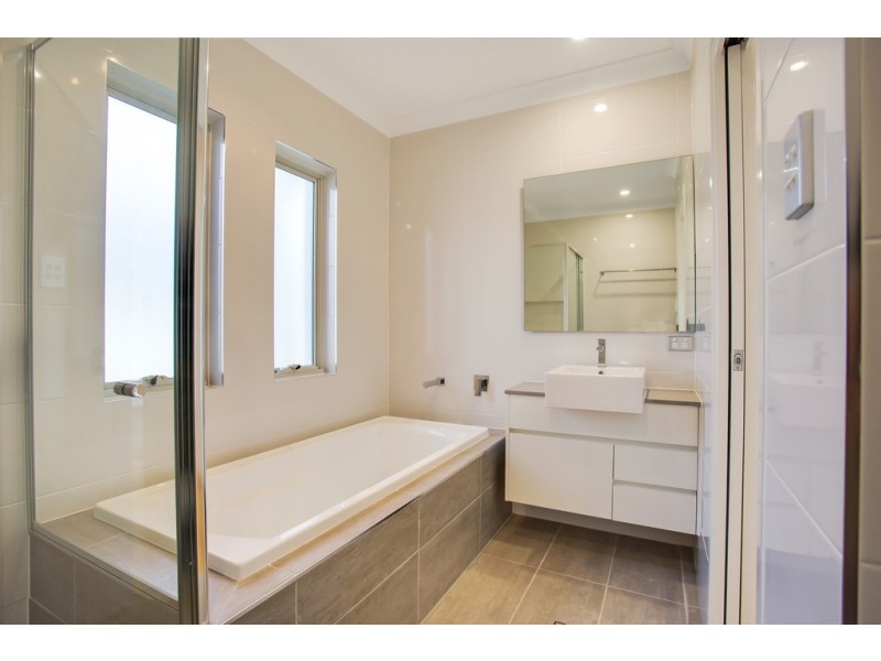 53 Third Avenue, Palm Beach QLD 4221