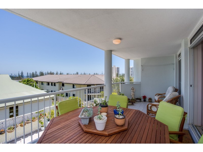 4/15 Ewart Street, Burleigh Heads QLD 4220