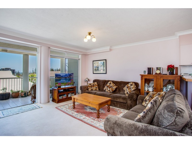 4/15 Ewart Street, Burleigh Heads QLD 4220