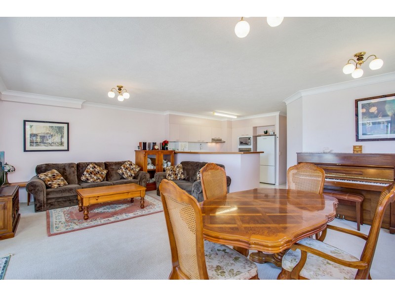 4/15 Ewart Street, Burleigh Heads QLD 4220