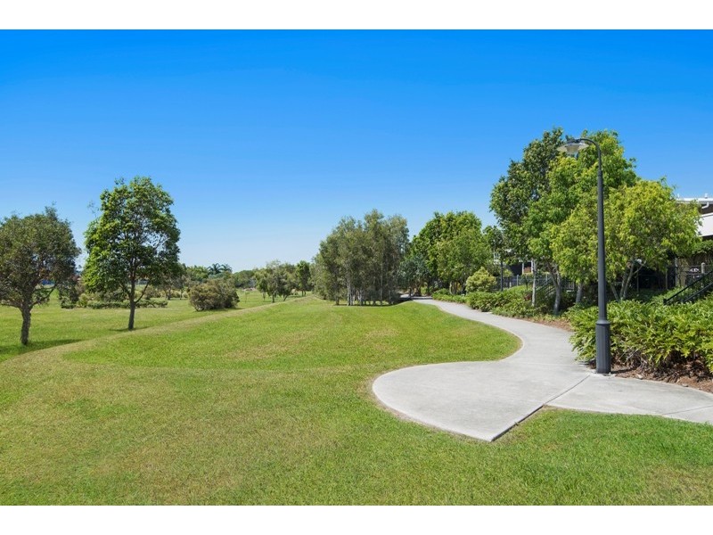 3 Fimiston Place, Burleigh Waters QLD 4220