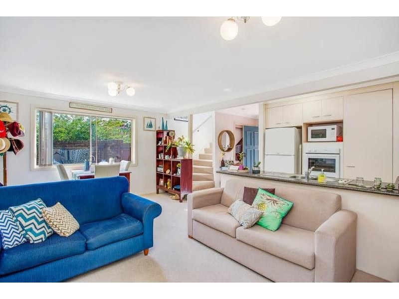6/181 Cypress Terrace, Palm Beach QLD 4221