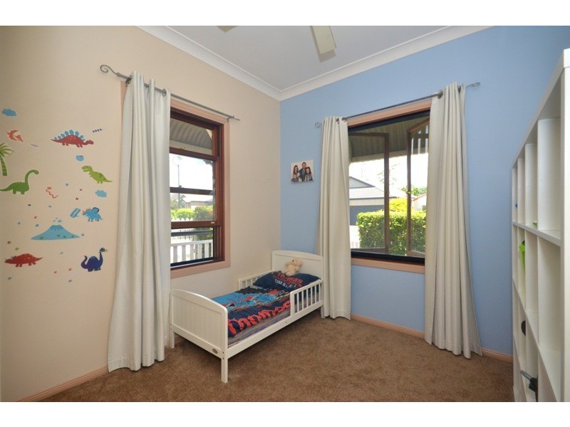 30 Palma Crescent, Varsity Lakes QLD 4227