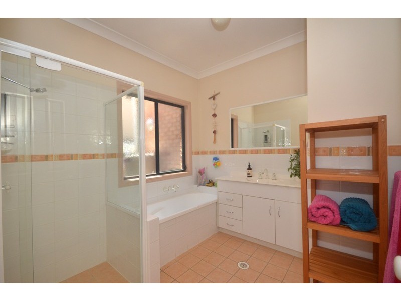 30 Palma Crescent, Varsity Lakes QLD 4227