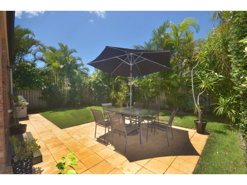 30 Palma Crescent, Varsity Lakes QLD 4227