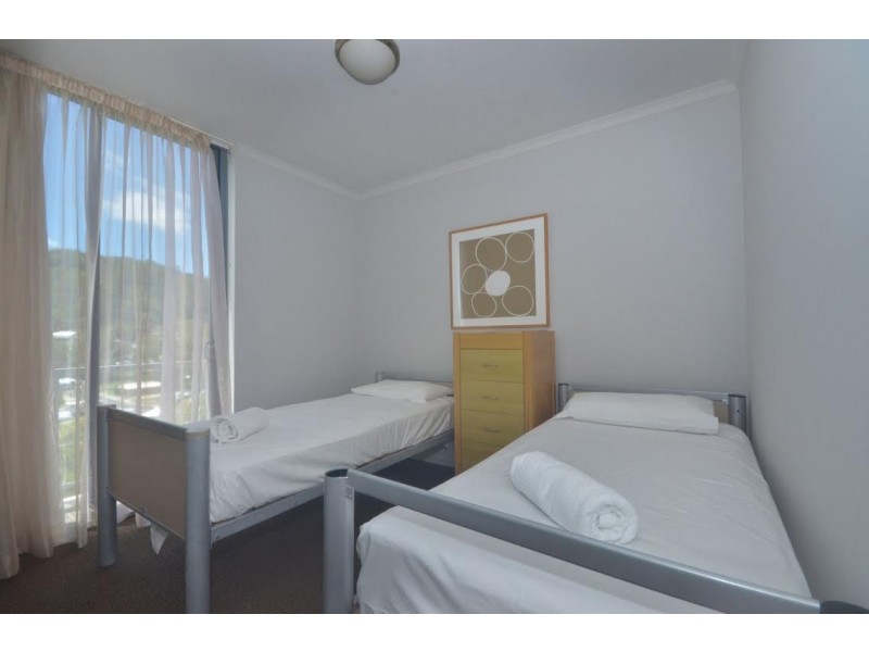 2019/1 Ocean Street, Burleigh Heads QLD 4220